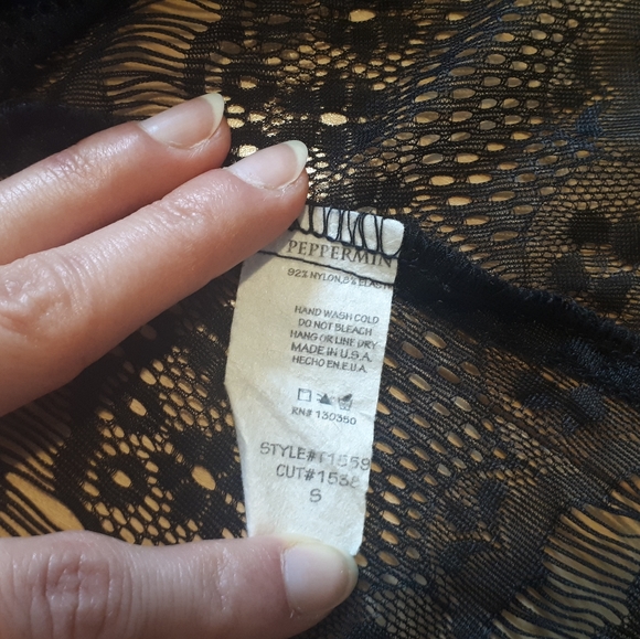 GUC Peppermint Lace Trapeze Top - Picture 4 of 6